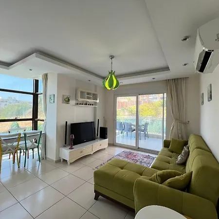 Διαμέρισμα Bir Bir Salon Denize 300 Metre Mesafede